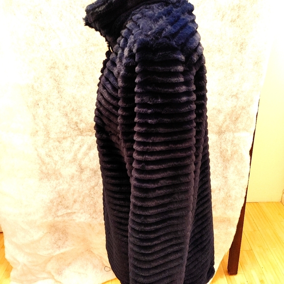 Frank Lyman NWOT - Picture 3 of 6